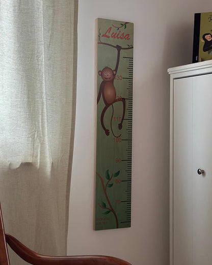 handgefertigtes Kindermöbel | Messlatte