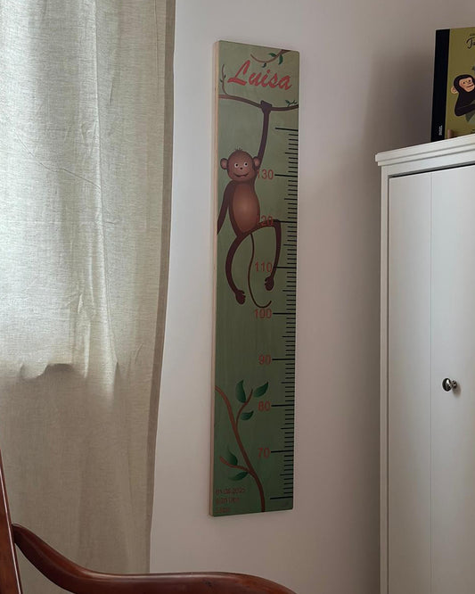handgefertigtes Kindermöbel | Messlatte