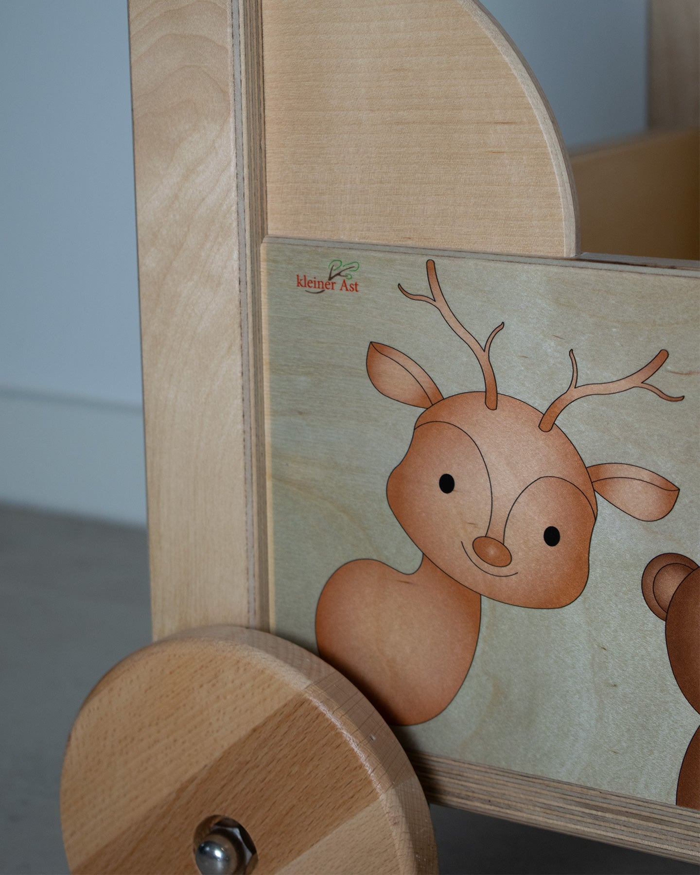 handgefertigtes Kinderspielzeug | Spielwagen